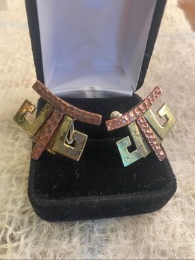 Vintage Mexican Mixed Metal Modernist Screw Back Earrings